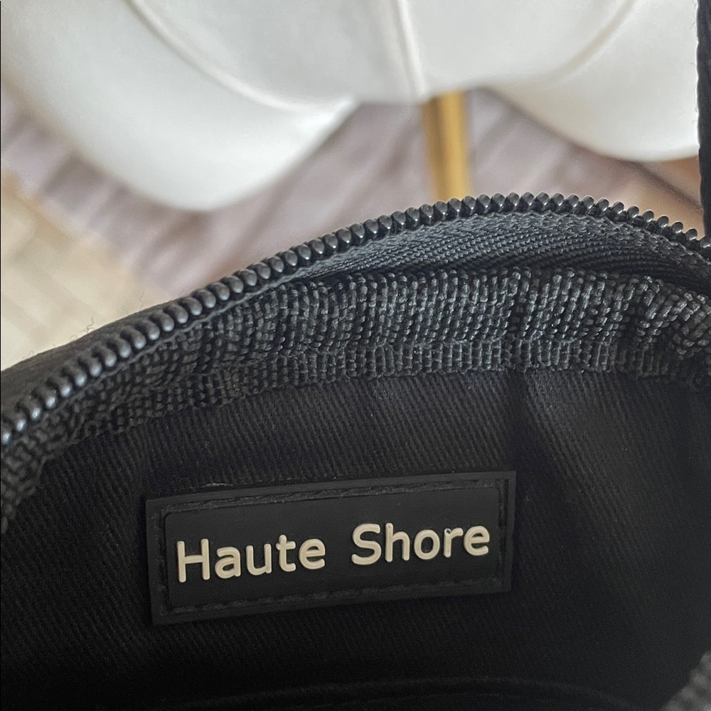 Camouflage Crossbody with Red Accent - Haute Shore neoprene - Picture 5 of 14